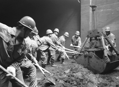 酒钢动力厂义务献工